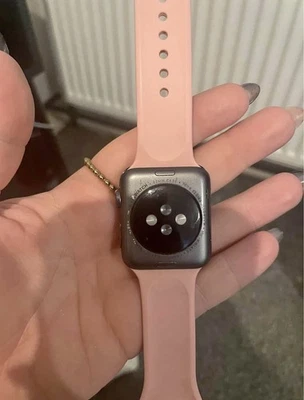 Apple Watch 1st Generation 7000 Series 42mm Aluminium. - Image 1 of 2
