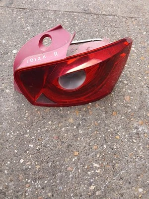 LUZ TRASERA DERECHA SEAT IBIZA LADO CONDUCTOR 2008-2015 Foto 1 de 4
