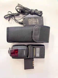 YONGNUO YN686EX-RT TTL Wireless Master Flash Speedlite LCD For Canon DSLR Camera - Picture 1 of 1
