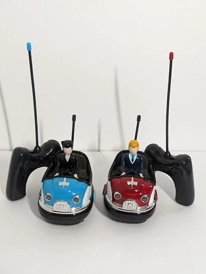 FAO Schwarz Nostalgic Model Remote Control Retro Bumper Cars Set 27MHz wireless  - Image 1 of 4