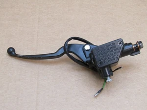 Peugeot tweet 125 GT 2023 11,078 miles left brake master cylinder (14557) - Picture 1 of 13