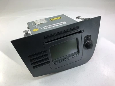 SEAT LEON 1P1 Musik-Player ohne GPS 1P1035152 14650682 - Bild 1 von 4