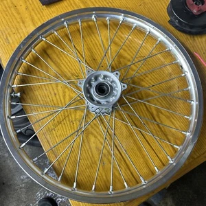 2015 Honda Crf 450r Oem Front Rim - Picture 1 of 8