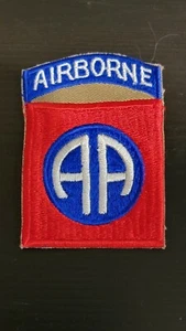 Repro WW2 US Army Airborne 82 AIB PIR Patch Tan Center Jump Jacket Tan Back 006 - Picture 1 of 3
