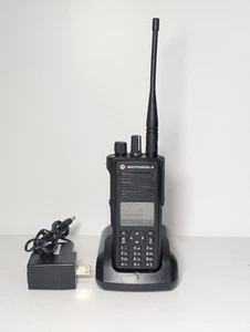 Motorola XPR7580 800/900 MHz Radio w/ Connect Plus, AES, BT, Loaded TESTED - Zdjęcie 1 z 17