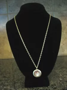 Vintage Gold Tone Photo Pendant on 26” Avon Chain Necklace / FREE SHIP - Picture 1 of 7