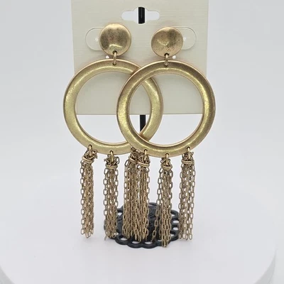 ¡Nuevo! Pendientes de aro LUCKY BRAND cadena borlas tono dorado anillo disco 3,5" ENVÍO GRATUITO $ Foto 1 de 4