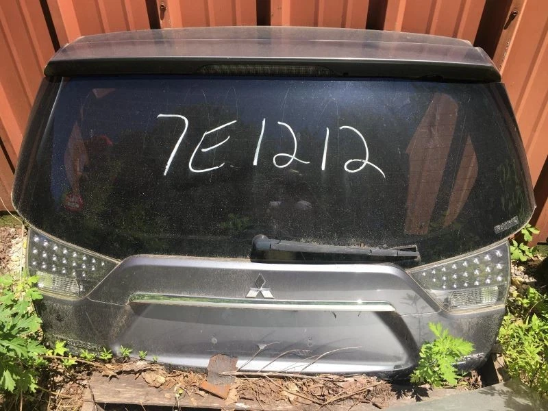 2007-2013 Mitsubishi Outlander Upper Tailgate Assy Gray With Lights - Image 1 of 4