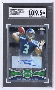 Russell Wilson Seahawks Signed 2012 Topps Chrome #40 SGC 9.5/10 Rookie Card - Picture 1 of 3