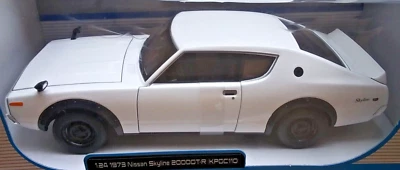 Nissan Skyline 2000GT-R 1973 KPGC110, escala 1:24 Maisto edición especial diecast. Foto 1 de 4