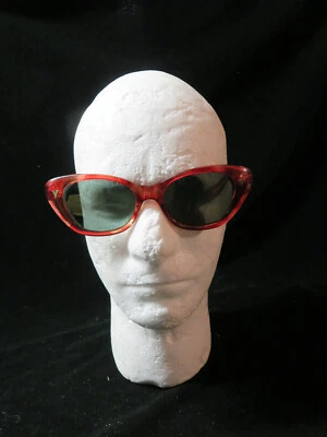 Винтажные корейские солнцезащитные очки в черепаховой оправе P235 серебристые «V» на углах ИЗЯЩНЫЕ! - Изображение 1 из 4