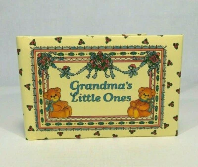 Mini álbum de fotos vintage Carter’s C.R Gibson Grandma’s Little Ones álbum de fotos de bebê  - Imagem 1 de 4