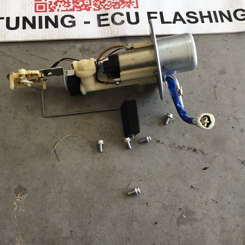 0820 SUZUKI HAYABUSA FUEL PUMP ASSEMBLY 3600 MILES eBay