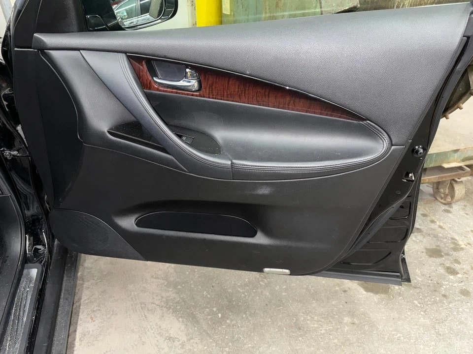 16 INFINITI QX50 Front Door Trim Panel Right Foto 1 de 1