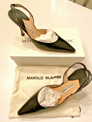 ¡NUEVO! MANOLO Blahnik Carolyne 40 Negro Noche Singback Zapatos ¡Preciosos! Foto 1 de 4