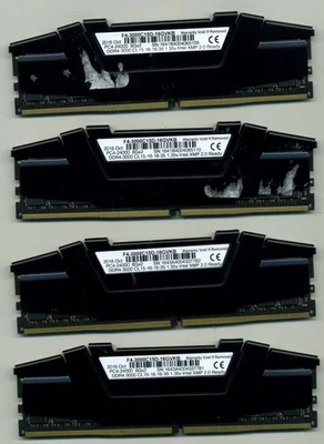 G.SKILL Ripjaws V DDR4-3000 PC4-24000 1.35V 32GB 4x8GB F4-3000C15D-16GVKB - Image 1 of 2