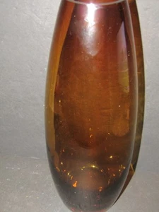 Jarrón Art Glass GRANDE Alto MARRÓN ÁMBAR Estilo 14" Alto 3" EN LA BOCA - Imagen 1 de 5