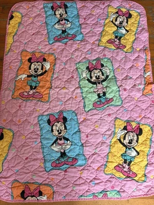 Manta acolchada vintage Disney Minnie Mouse bailarina rosa bebé cuna 38x52 Foto 1 de 2