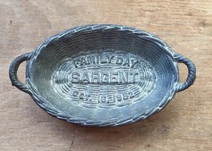 Vintage Metal Wicker Patterned Basket "Sargent" Advertisement Family Day 1952 - Picture 1 of 8