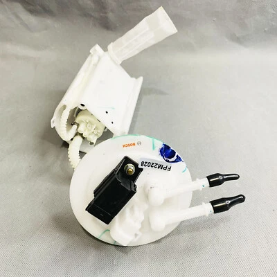 For 2001-2005 Saturn L100 L200 L300 LW200 LW300 Bosch Fuel Pump Module Assembly - Изображение 1 из 4