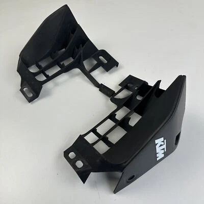 KTM Duke 200 2022 Radiator grill guard trim covers left right - Image 1 of 4