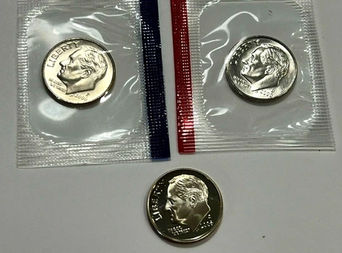 2006 P D S  ROOSEVELT DIME  Choice Unc SATIN FINISH in Mint Cello + PROOF Cover