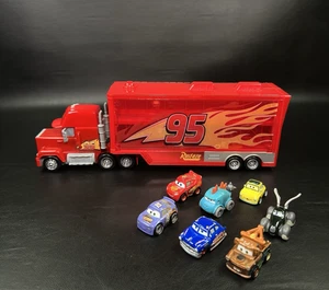 Disney Pixar Cars Mini Racers Lot Diecast & Mack Truck Hauler / Storage +7 Cars - Bild 1 von 24