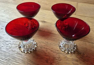 Vintage Glass Dessert Bowls Set of 4 Ice Cream, Fruit Salad, Cocktail, Sundae - Picture 1 of 2