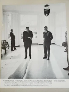 VINTAGE 11 X 14 FOTO DER KALTE KRIEG VIETNAM PRÄSIDENT JOHNSON & GEN. WESTMORELAND - Bild 1 von 4