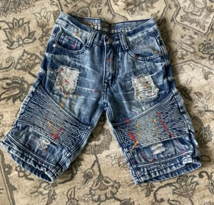 Boys Sz 10 Demin & Rivets Skate Board Shorts Horizontal Pleats Distressed Paint - Picture 1 of 17