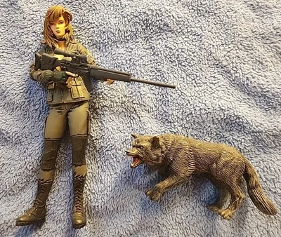 Figura de acción McFarlane Toys Metal Gear Solid SNIPER WOLF 1999 Foto 1 de 4