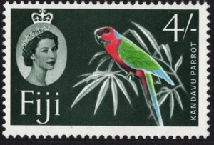 FIJI 4/- QUEEN ELIZABETH DARK GREEN (SG322) MINT UNHINGED (A29751) - Picture 1 of 1