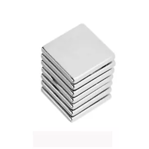 All'ingrosso magneti a blocchi quadrati al neodimio terre rare 20x20x3 mm super resistenti N50 - Foto 1 di 4