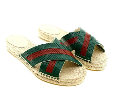 Sandálias Gucci listras verdes e vermelhas perfuradas tamanho 7.5 37.5 624310 - Imagem 1 de 4