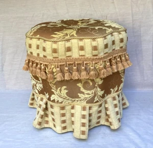 Vintage Home Goods Wooden Tufted Octagon Top Ottoman Stool with Fringe - Nice!! - Picture 1 of 4
