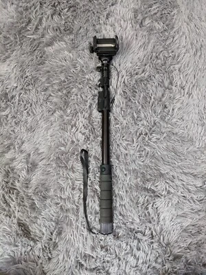 Palo para selfies Joby con cable auxiliar Foto 1 de 4