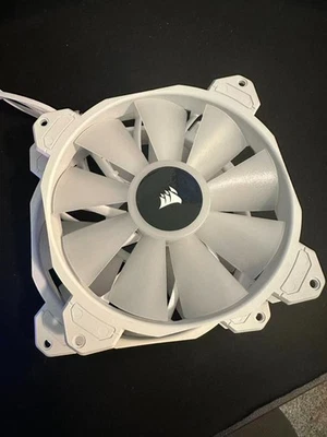 CORSAIR - RS120 ARGB 120mm PWM Fans (2-pack) - White - Image 1 of 2