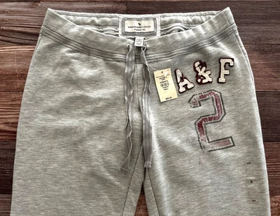 NUEVO CON ETIQUETAS $49.50 Pantalones deportivos de algodón gris claro Abercrombie & Fitch talla S Foto 1 de 4