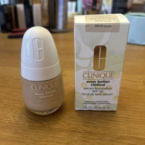 Clinique Even Better Clinical Serum Foundation SPF 20 30ml. WN 01 Flax (VF) - Picture 1 of 1