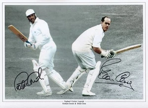 GRAHAM GOOCH & BRIAN CLOSE - England Test Cricketers - 16 x 12"  SIGNED PHOTO. - Picture 1 of 2