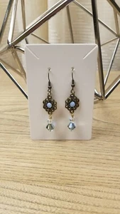 Pendientes colgantes de latón antiguo azul de cristal de Swarovski hechos a mano NUEVO - Imagen 1 de 3