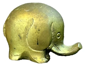 Estatuilla de elefante de latón vintage O LEE escultura 3"x2" Corea - Imagen 1 de 5