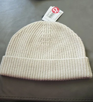 Gorro tejido mezcla lana calce cerrado Lululemon para mujer talla S/M ¡Nuevo! ¡NUEVO CON ETIQUETAS! Foto 1 de 4