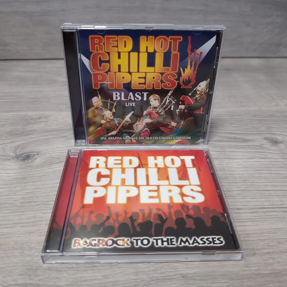 The Red Hot Chilli Pipers - Blast Live & Bagrock To The Masses - 2X CD Bundle  Foto 1 de 4