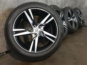 Volvo XC40 536 R Design Alufelgen Winterreifen 235/50 R 19 Pirelli 32327353 - Bild 1 von 12