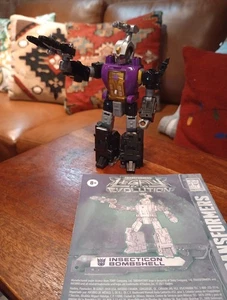 INSECTICON BOMBSHELL (Transformers Legacy Eolution) (Hasbro) Deluxe Class Figure - Picture 1 of 14