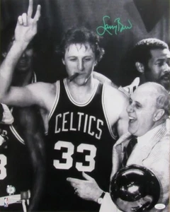 Foto firmada/automática de Larry Bird de la corte 16x20 Boston Celtics JSA 187687 - Imagen 1 de 3