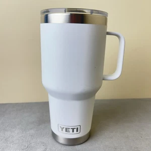 Yeti White Travel Tumbler Tasse Becher Griff mit Magslider Deckel 35 oz - Bild 1 von 5