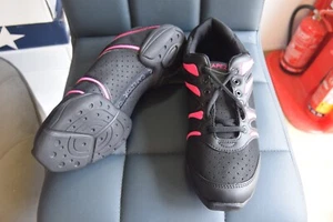 Black and Pink Capezio bolt DS30 split sole jazz shoes / sneakers -UK 2 4 6 7 - Picture 1 of 2