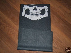 NUEVO-Fearsome Medio Cráneo Biker Bandana Tubular - Imagen 1 de 1